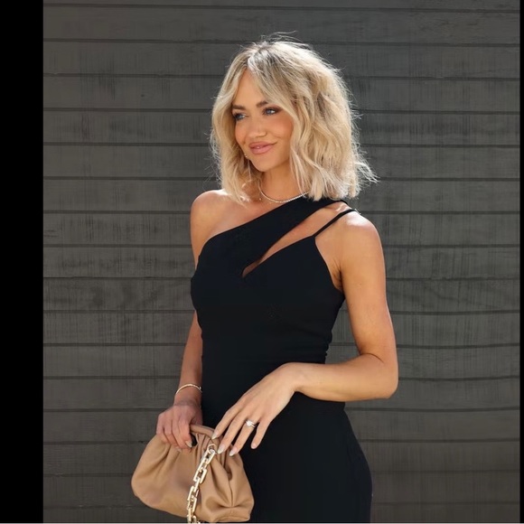 NWT: vici little black dress - Picture 6 of 6